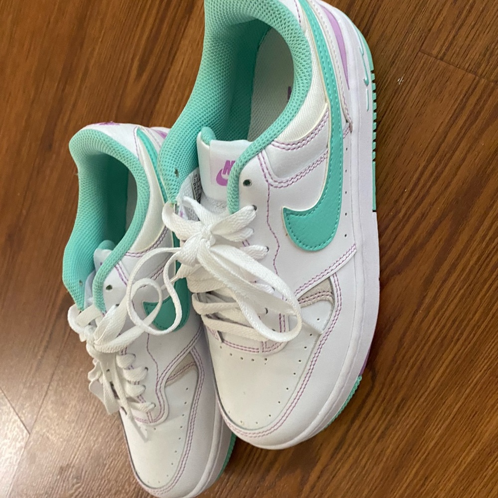 Nike Mint and White Athletic Shoes leather